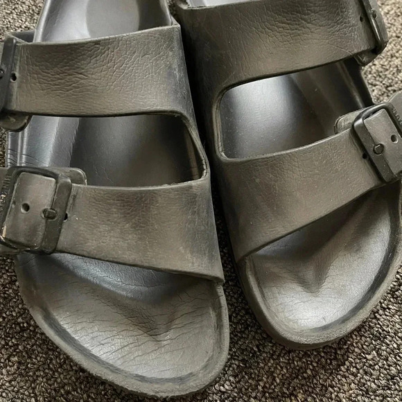 birkenstock rubber sandals size 39 (womans size 9) - Picture 7 of 8